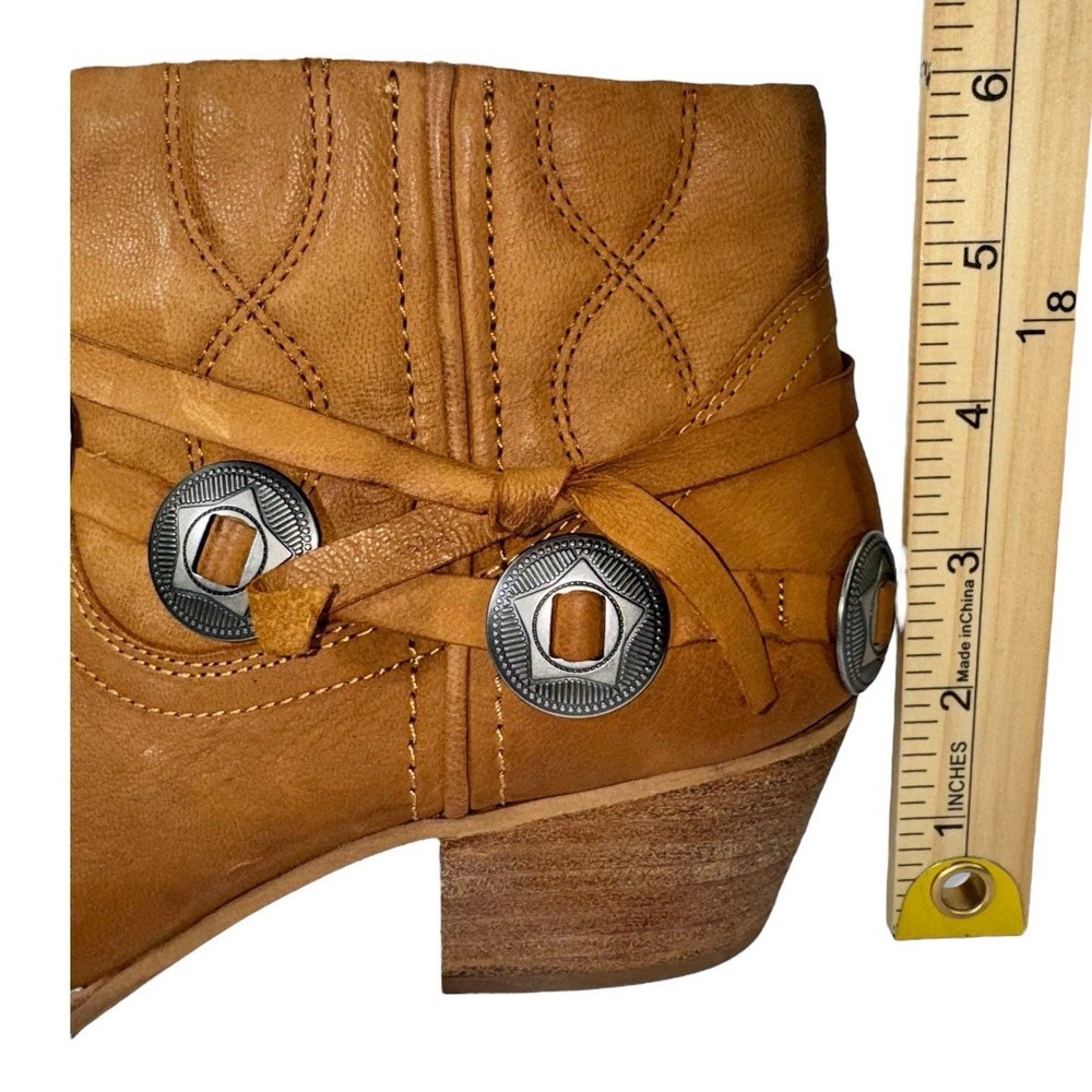Dolce Vita SKYE Brown Western Cowgirl Harness Conch Ankle Boots Fits Sz 8 - Picture 14 of 16
